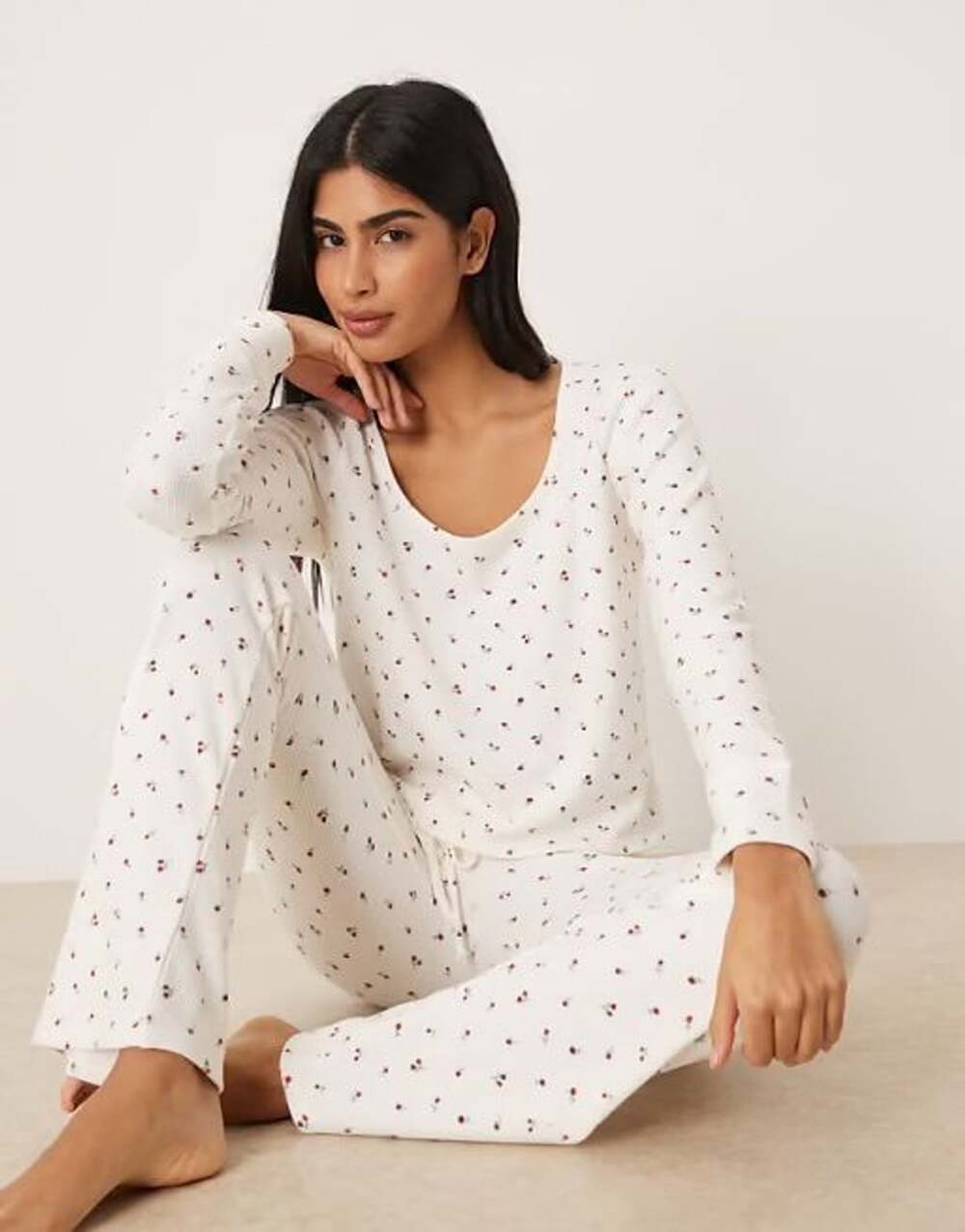 Hollister Gilly Hicks Waffle Knit Floral Long Sleeve Pajama Set Medium